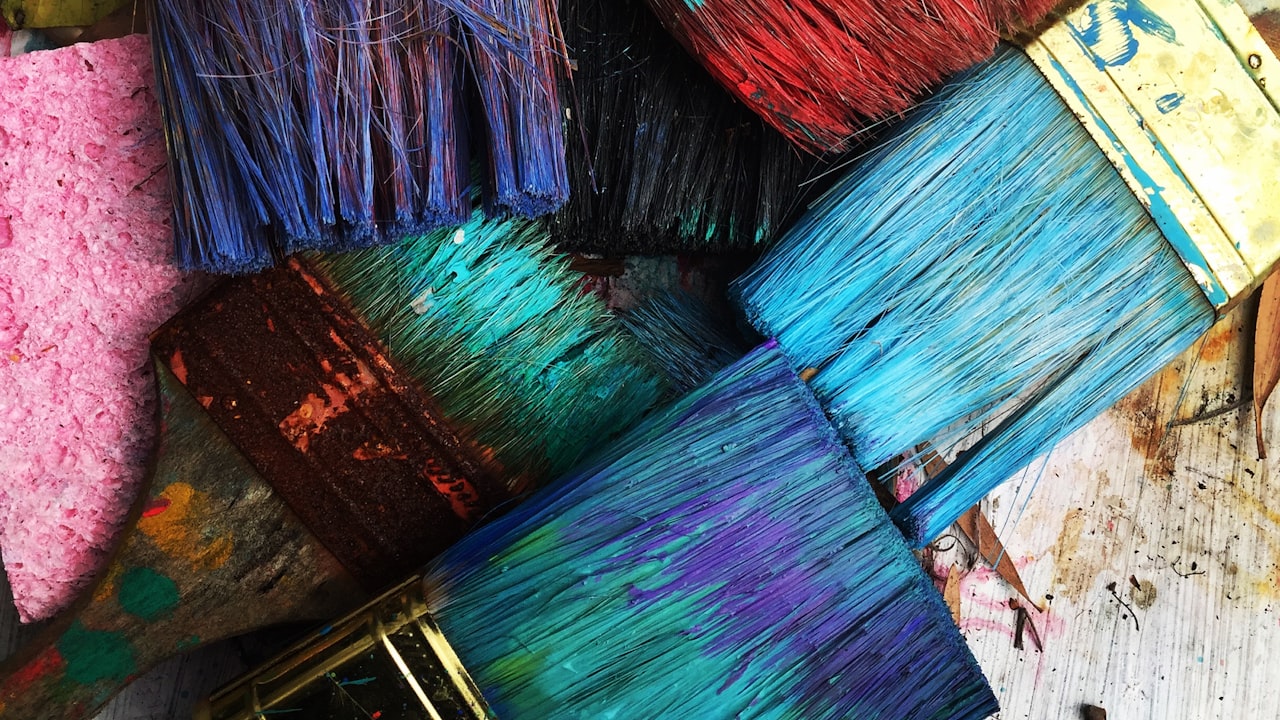 Getting Authentic, Affordable Large Horse Painting